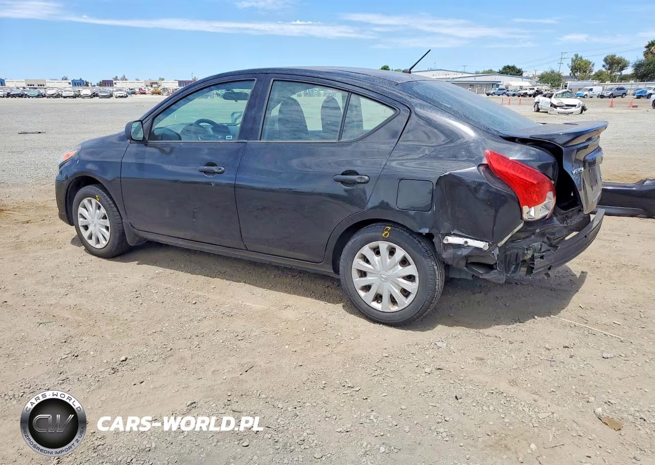 2015 Nissan Versa 1.6 S Plus VIN:3N1CN7AP2FL840640 - 2