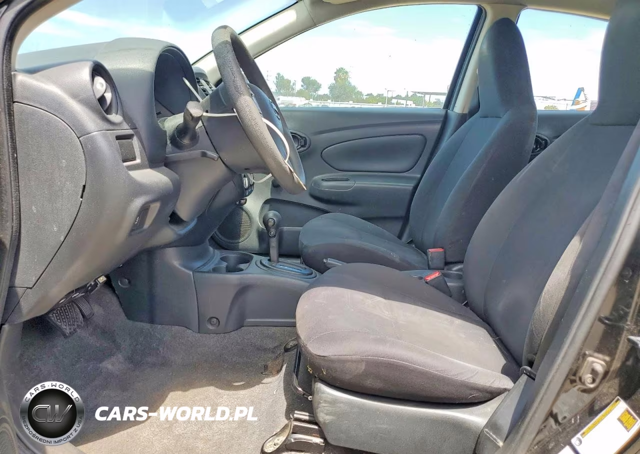 2015 Nissan Versa 1.6 S Plus VIN:3N1CN7AP2FL840640 - 7