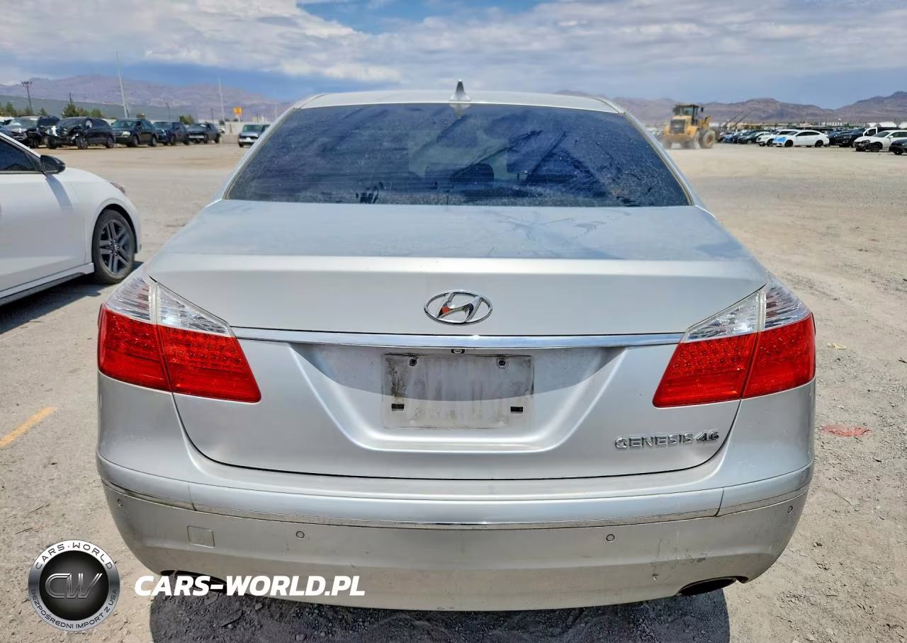 2011 Hyundai Genesis 4.6L VIN:KMHGC4DF7BU127301 - 6