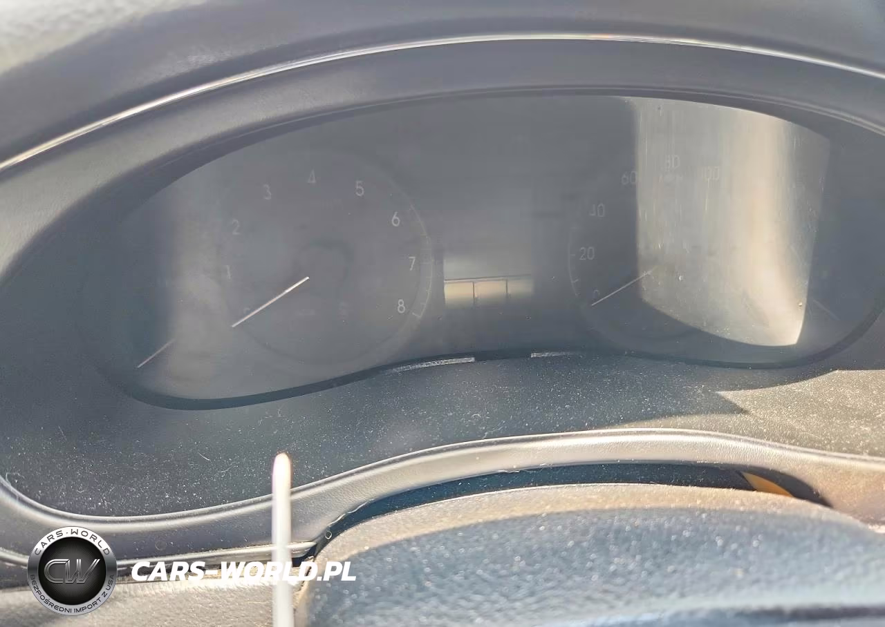 2011 Hyundai Genesis 4.6L VIN:KMHGC4DF7BU127301 - 9