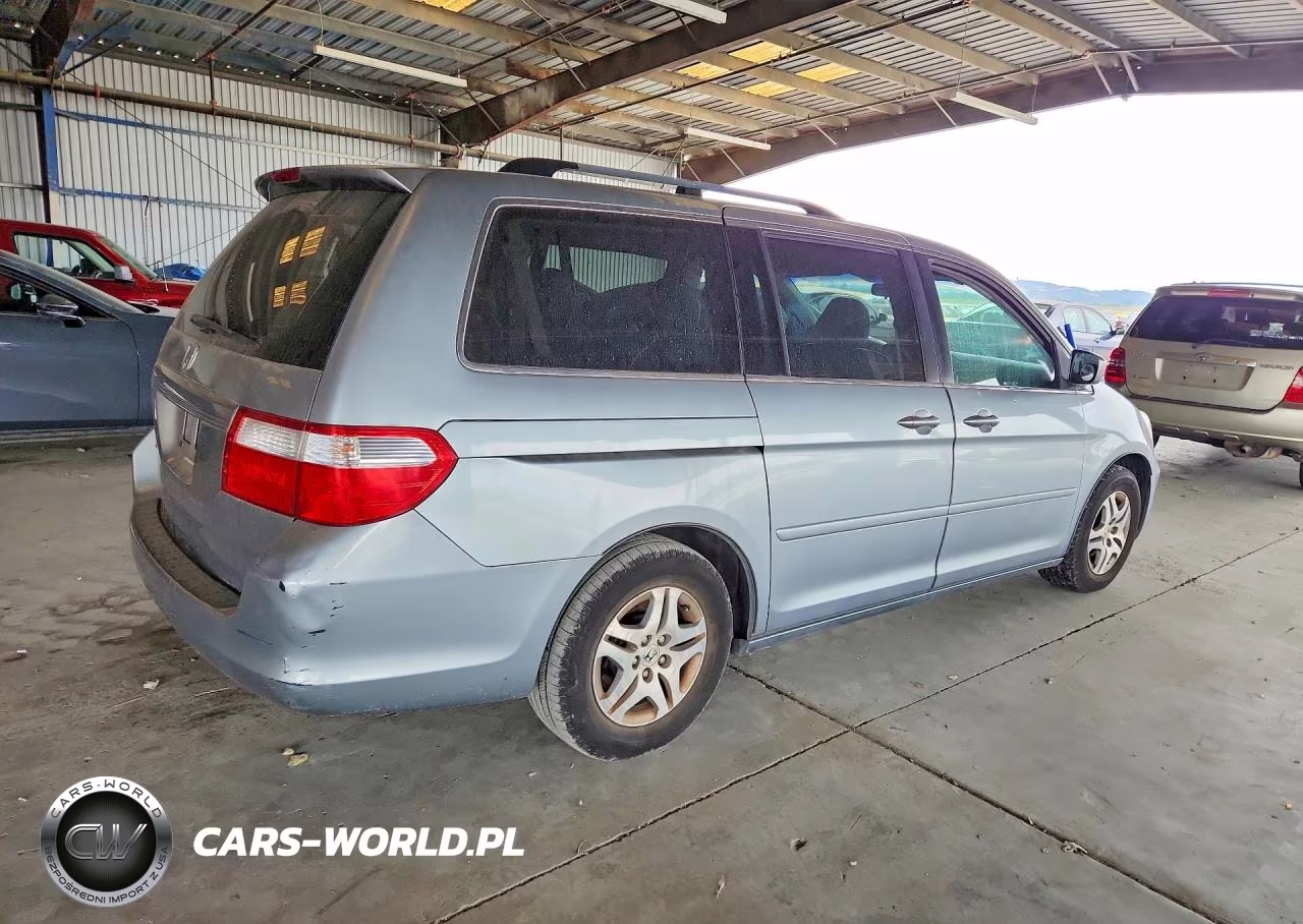 2006 Honda Odyssey VIN:5FNRL38656B117947 - 3