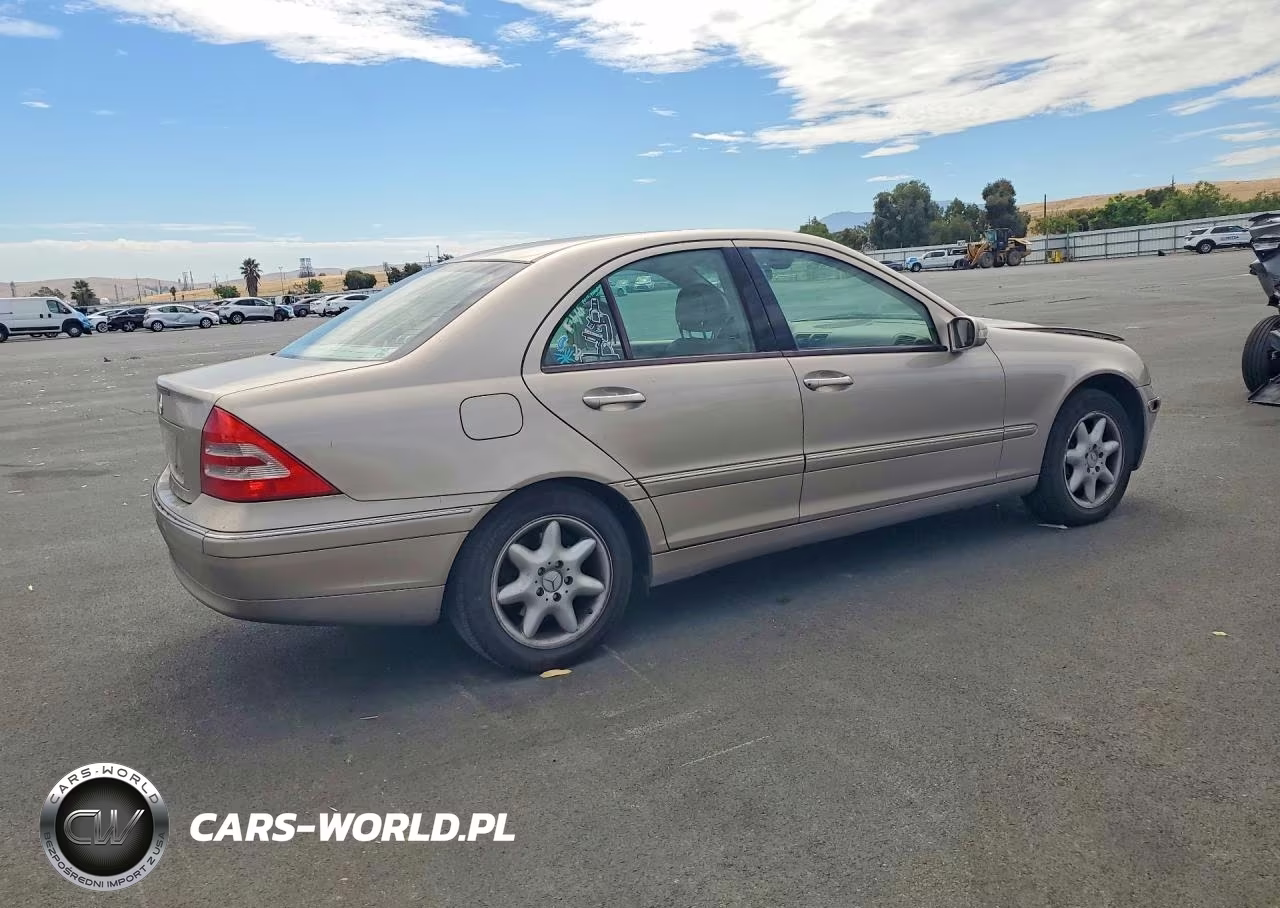 2002 Mercedes-Benz C 320 VIN:WDBRF64J42F195241 - 3