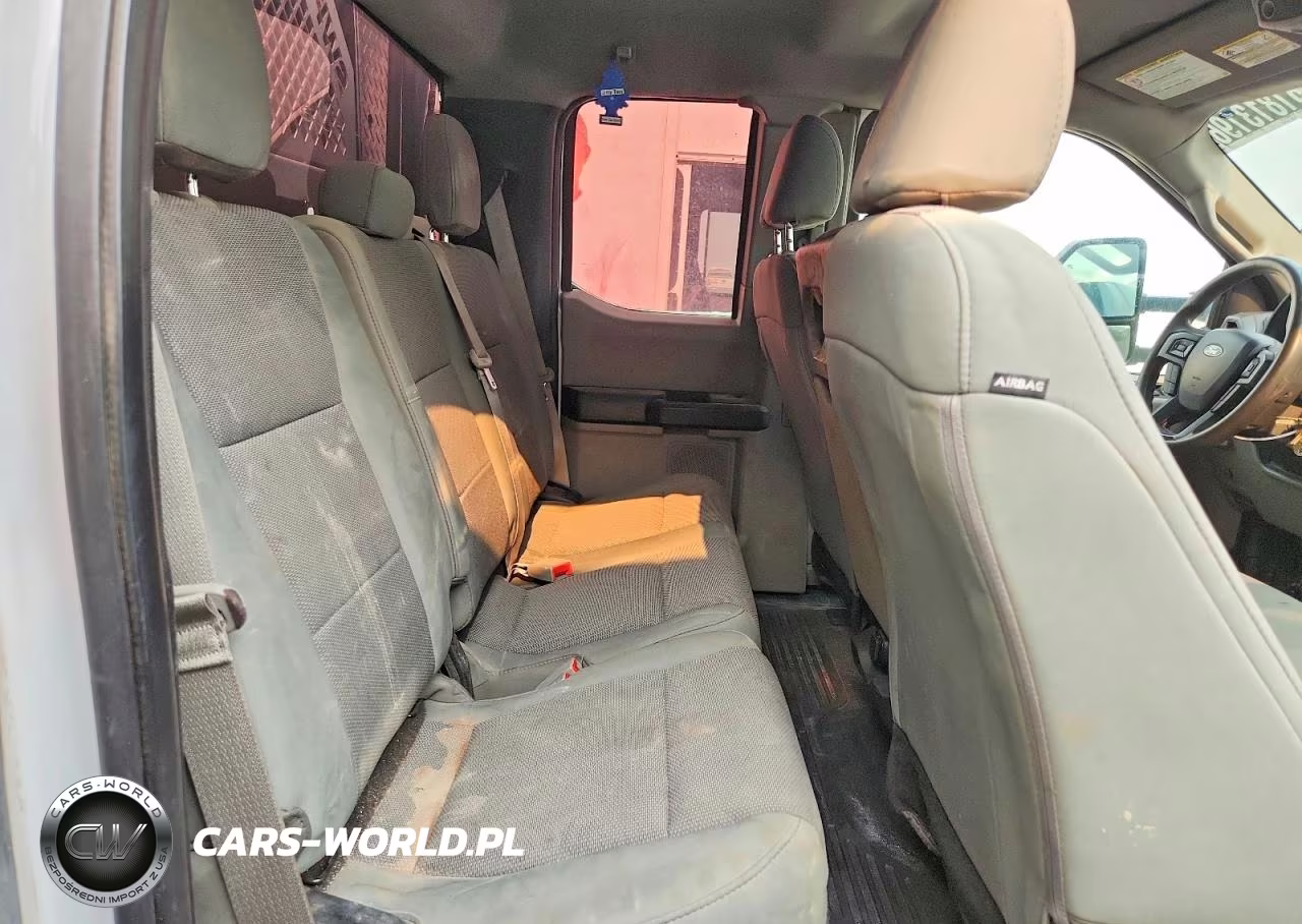 2019 Ford F550 Super Duty VIN:1FD0X5HT8KEE25863 - 10
