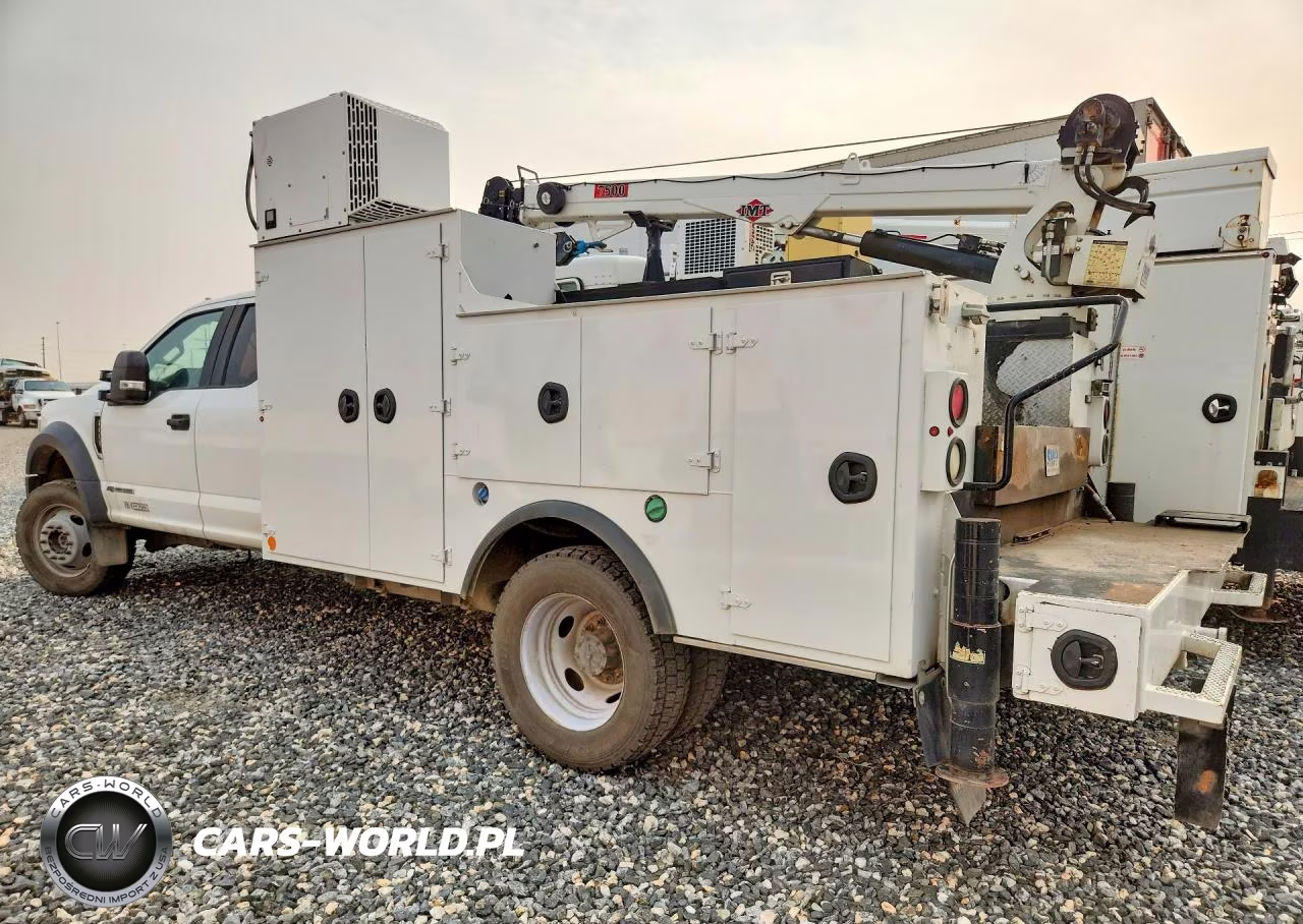 2019 Ford F550 Super Duty VIN:1FD0X5HT8KEE25863 - 2