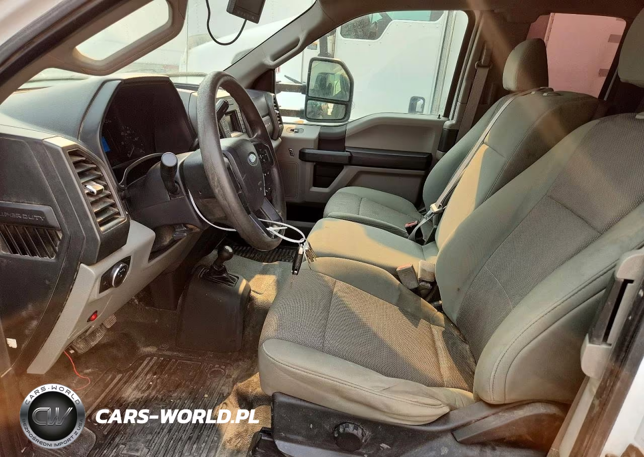 2019 Ford F550 Super Duty VIN:1FD0X5HT8KEE25863 - 7