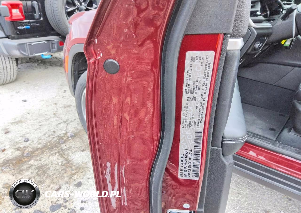 2023 Jeep Grand Cherokee Limited 4Xe VIN:1C4RJYB63P8795044 - 13