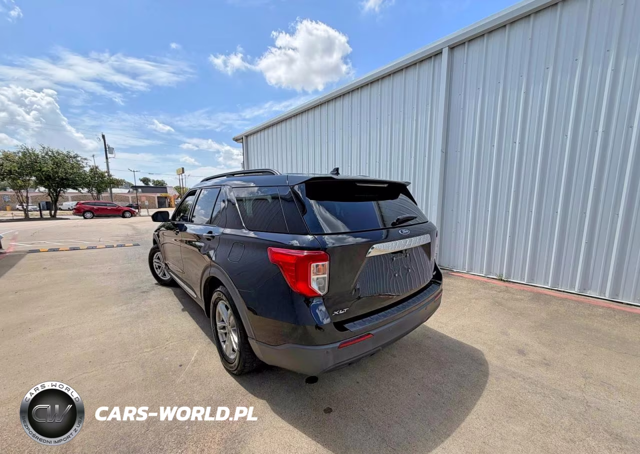 2020 Ford Explorer Xlt VIN:1FMSK7DH5LGC56797 - 3