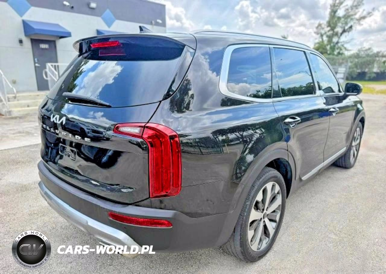 2022 Kia Telluride S VIN:5XYP64HC4NG204790 - 3