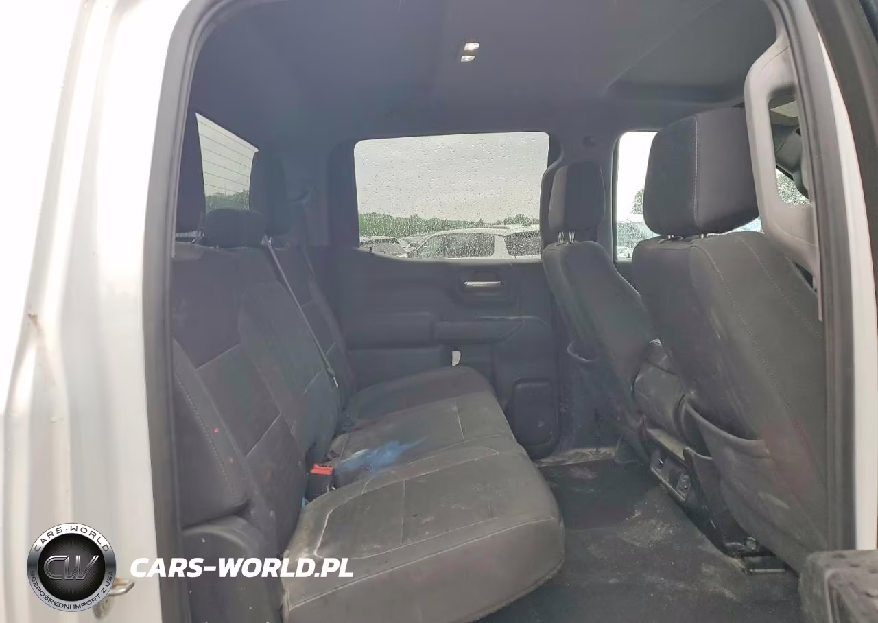 2021 Chevrolet Silverado K1500 VIN:3GCUYAEF3MG240920 - 10