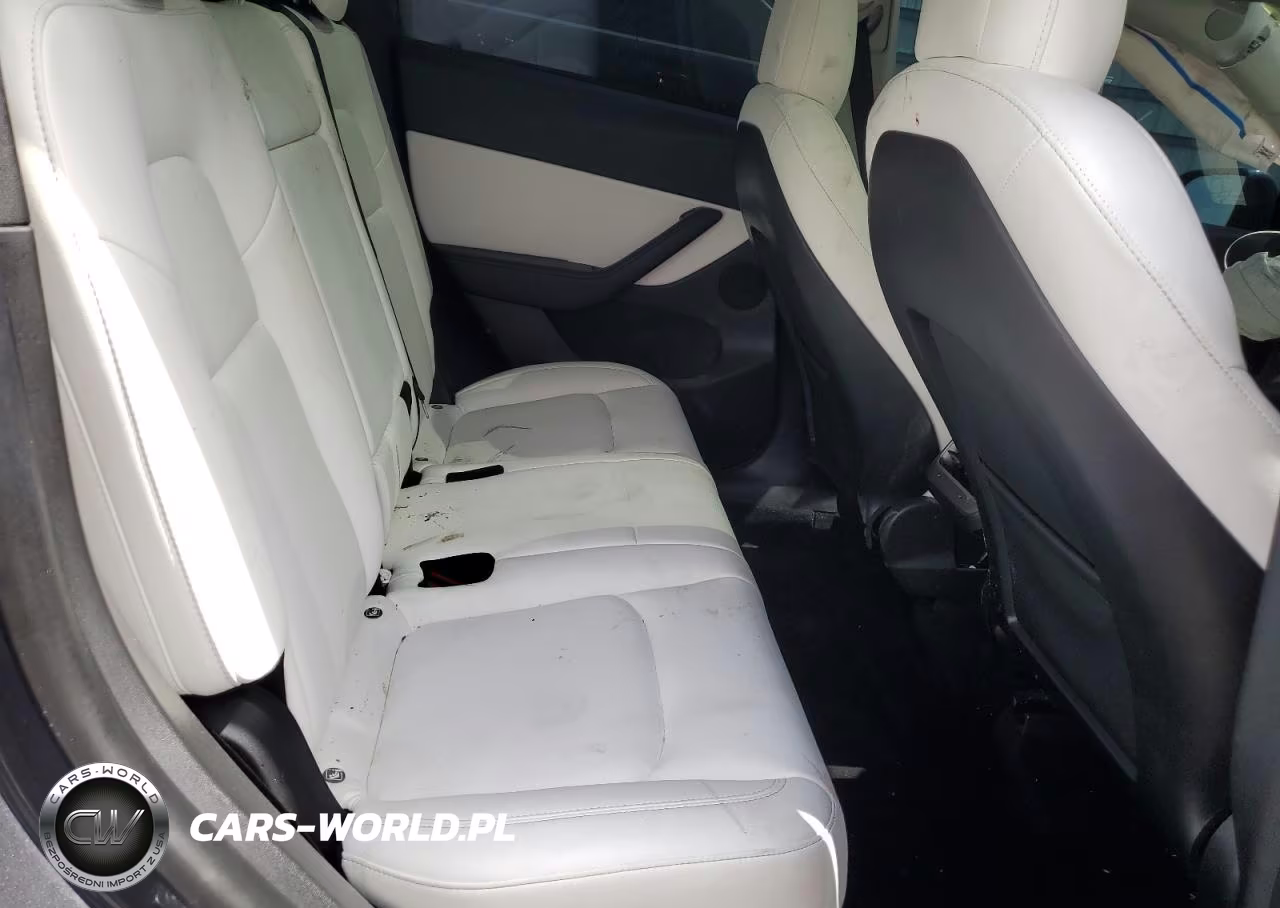 2022 Tesla Model Y VIN:7SAYGDEF7NF366990 - 22
