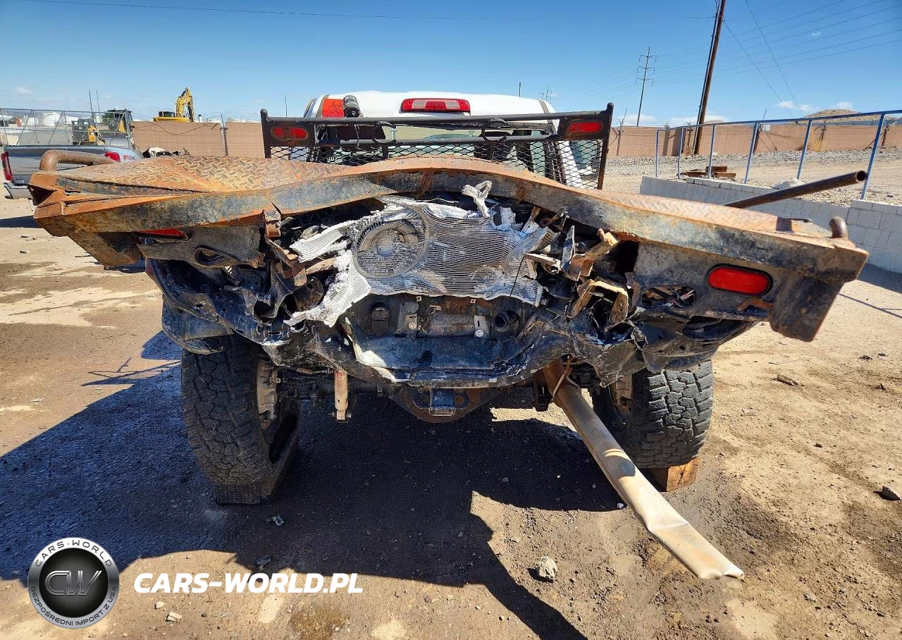 2021 Chevrolet Silverado K3500 VIN:1GC3YSE72MF288162 - 6