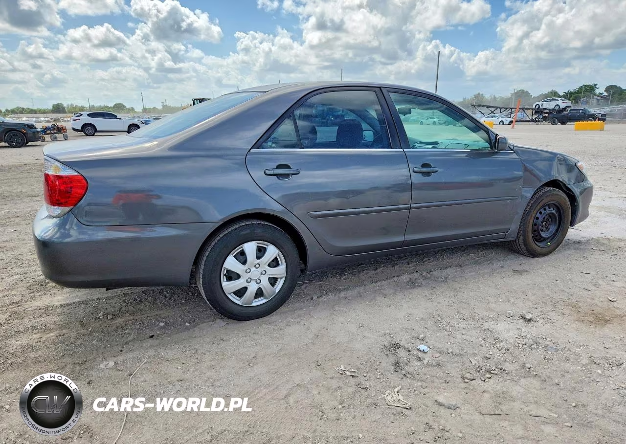 2006 Toyota Camry Le VIN:4T1BE32K36U716737 - 3