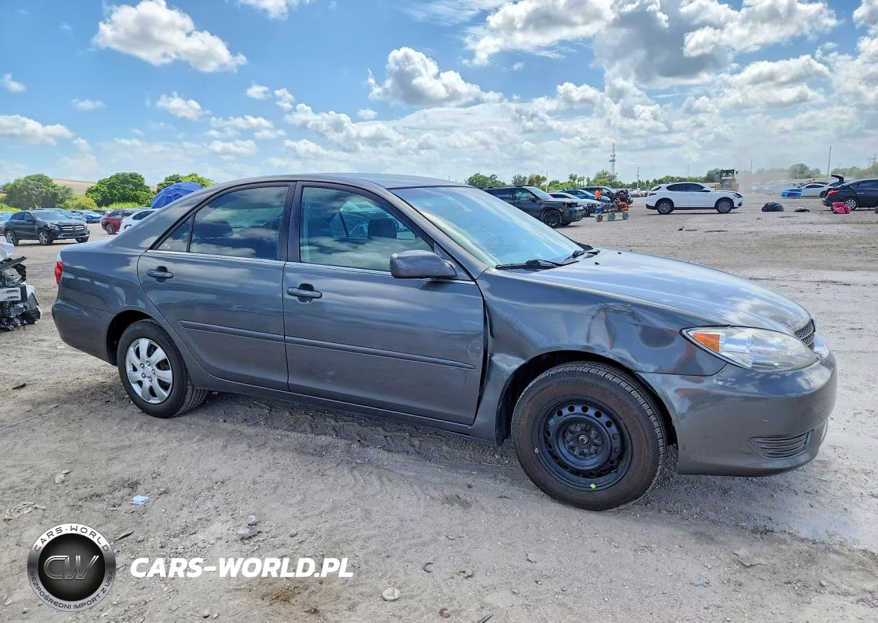 2006 Toyota Camry Le VIN:4T1BE32K36U716737 - 4