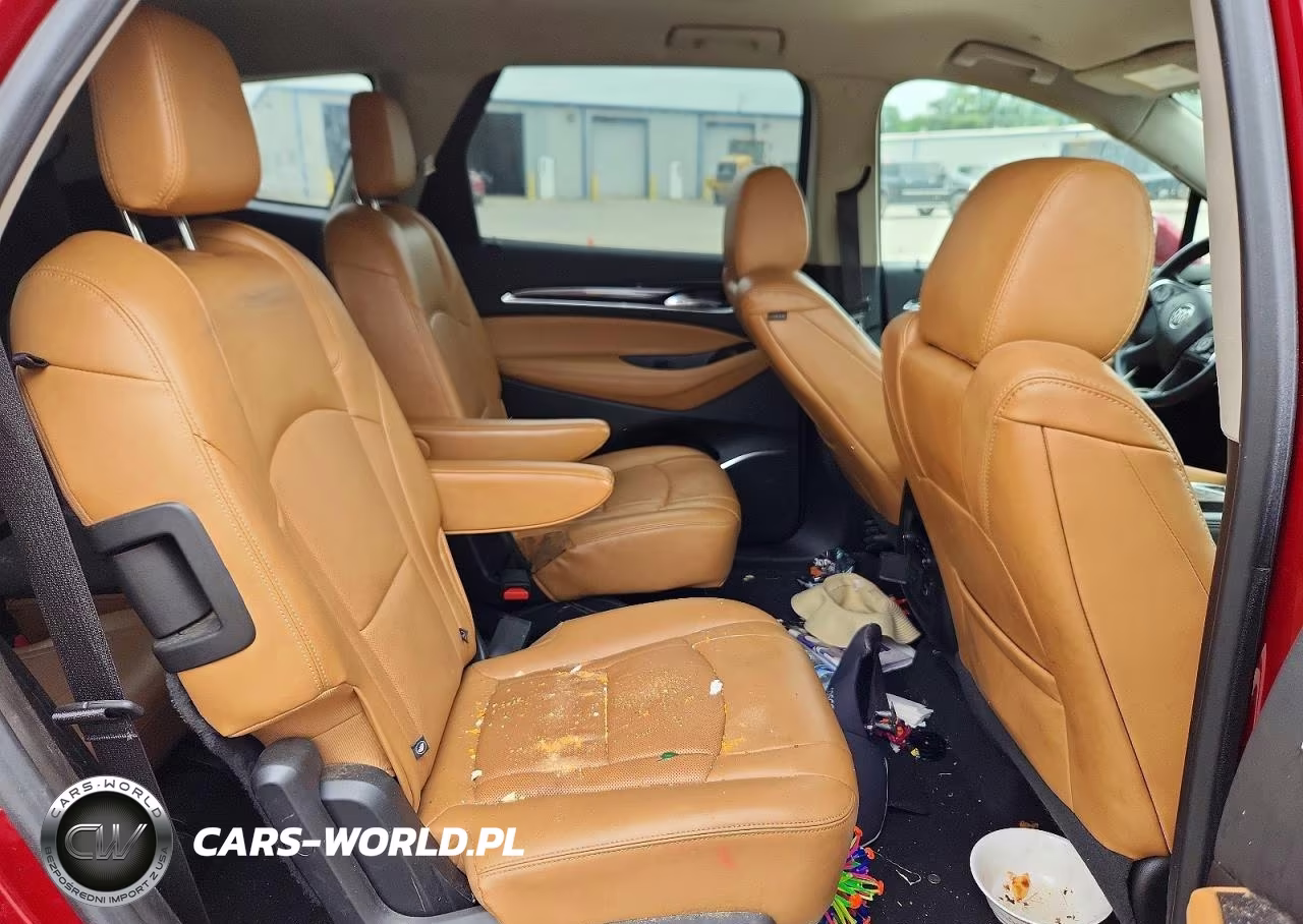 2018 Buick Enclave Essence VIN:5GAERBKW3JJ153915 - 10
