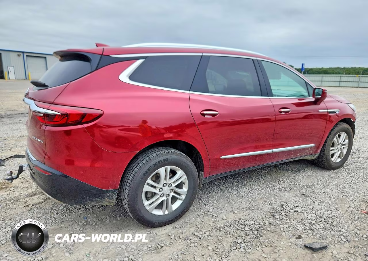 2018 Buick Enclave Essence VIN:5GAERBKW3JJ153915 - 3
