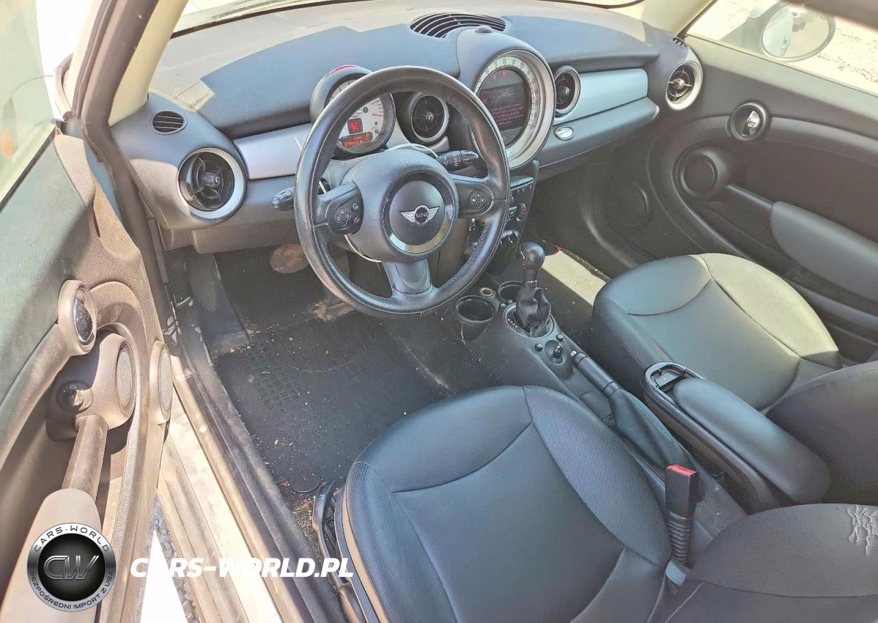 2011 Mini Cooper VIN:WMWSU3C51BT096323 - 8