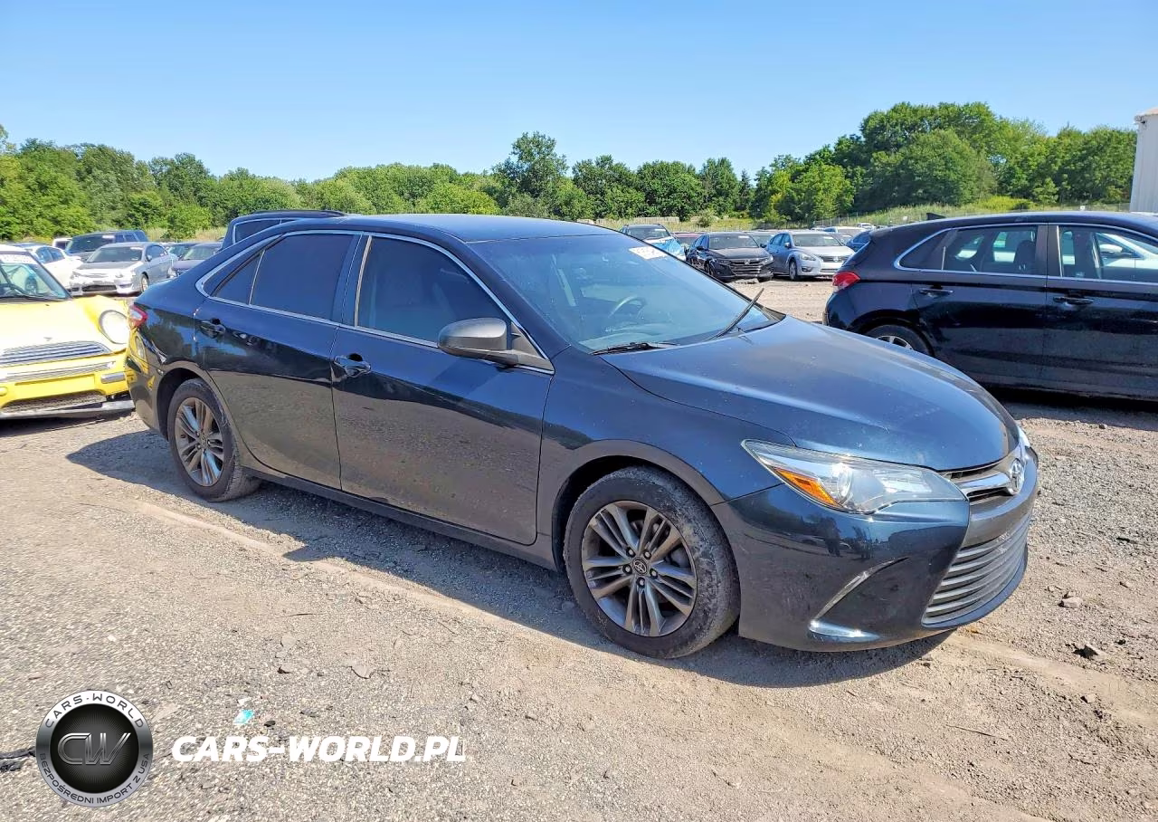 2016 Toyota Camry Se VIN:4T1BF1FK6GU568497 - 4