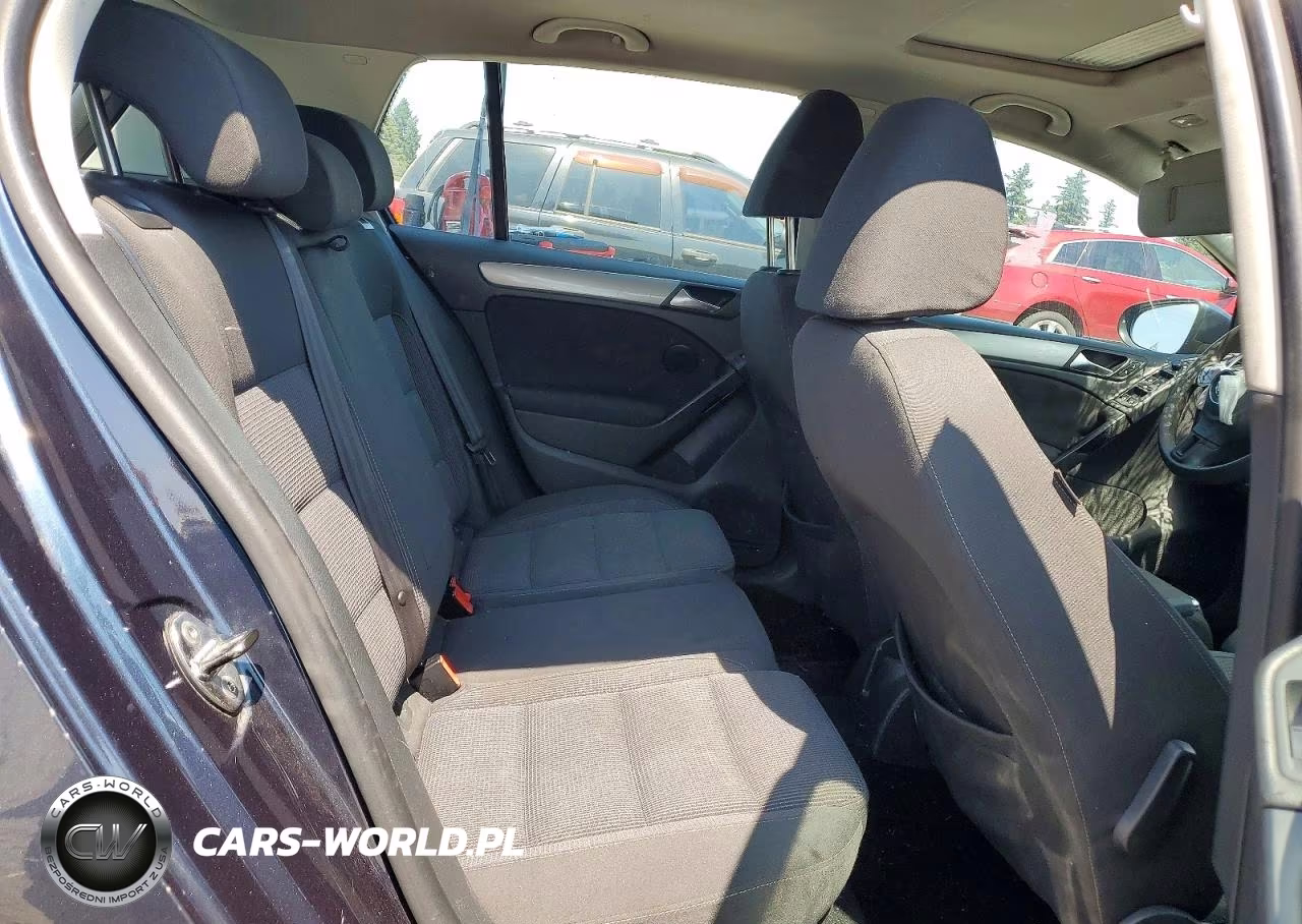 2010 Volkswagen Golf VIN:WVWDB7AJ3AW337143 - 11