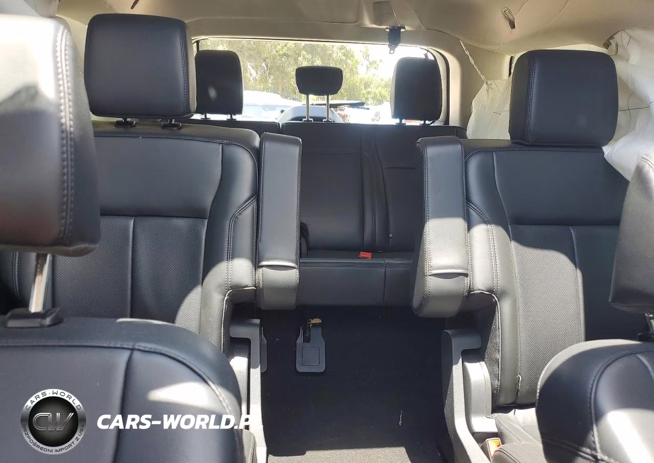2024 Ford Expedition Xlt VIN:1FMJU1H85REB14578 - 10