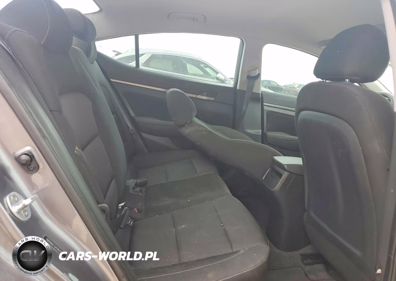 2018 Hyundai Elantra Sel VIN:5NPD84LF5JH393225 - 10