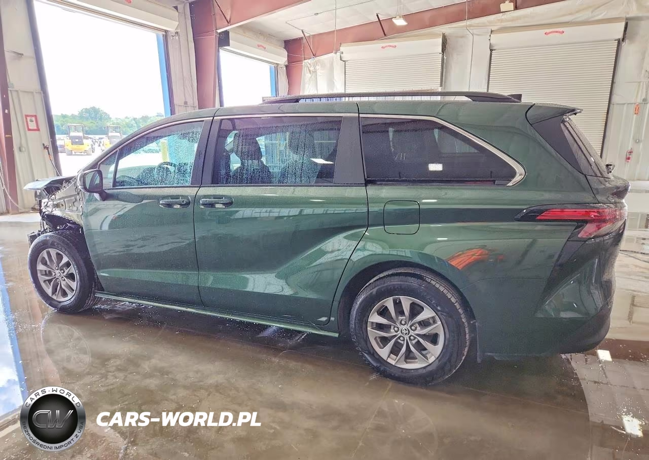 2022 Toyota Sienna Le VIN:5TDKRKEC8NS126110 - 2
