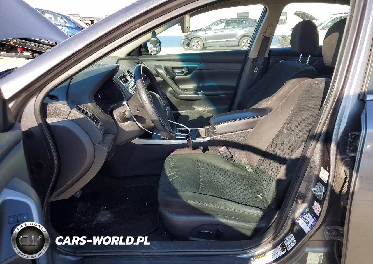 2015 Nissan Altima 2.5 S VIN:1N4AL3APXFC270374 - 7