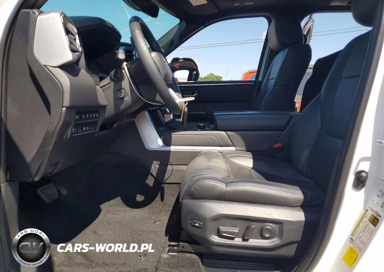 2025 Toyota Sequoia Platinum VIN:7SVAAABA2SX054722 - 7