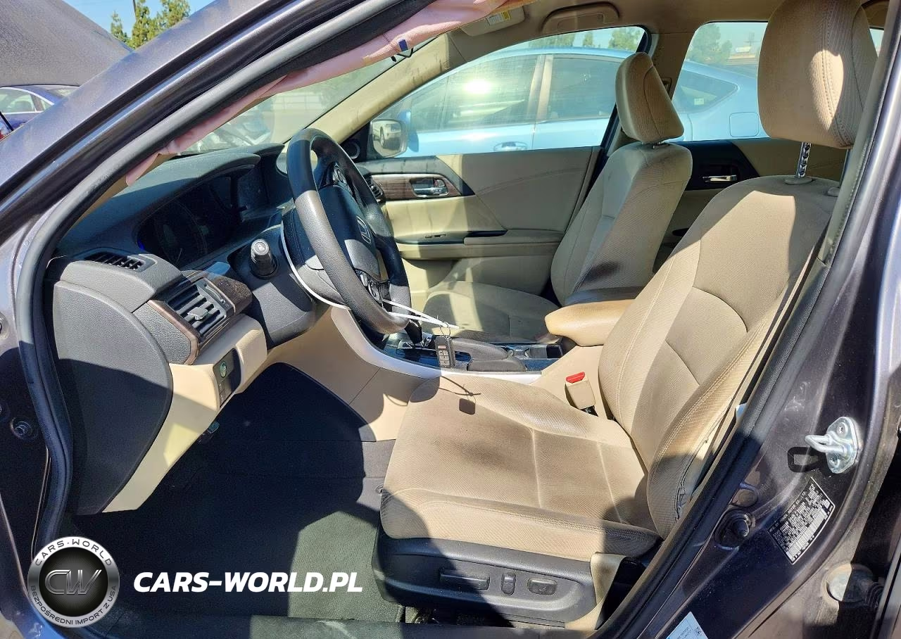 2017 Honda Accord Hybrid VIN:JHMCR6F35HC006666 - 7