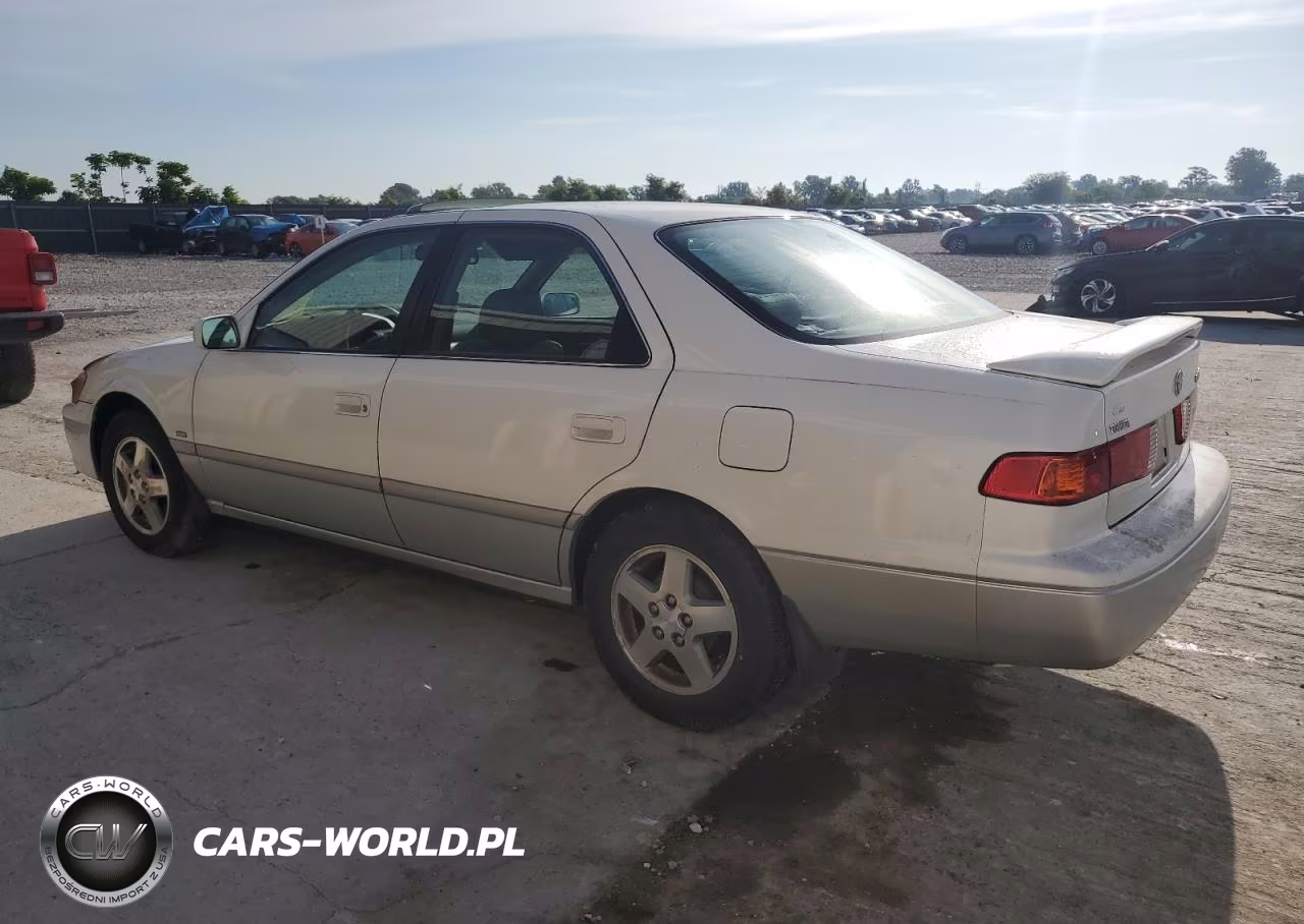 2001 Toyota Camry Ce VIN:JT2BG22K510550819 - 2