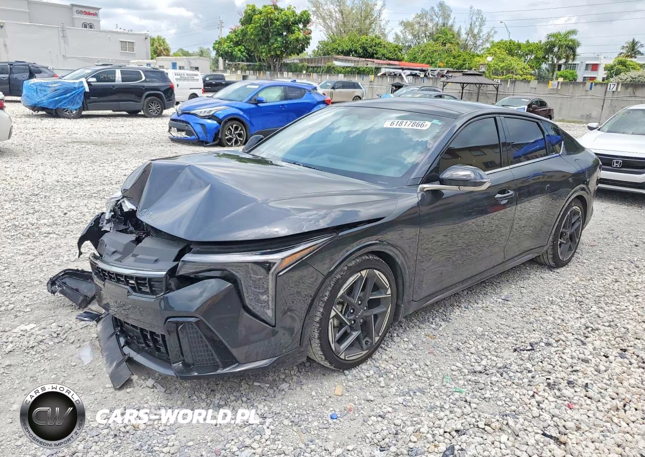 2025 Kia K4 Gt Line VIN:3KPFW4DE4SE224274 - 1