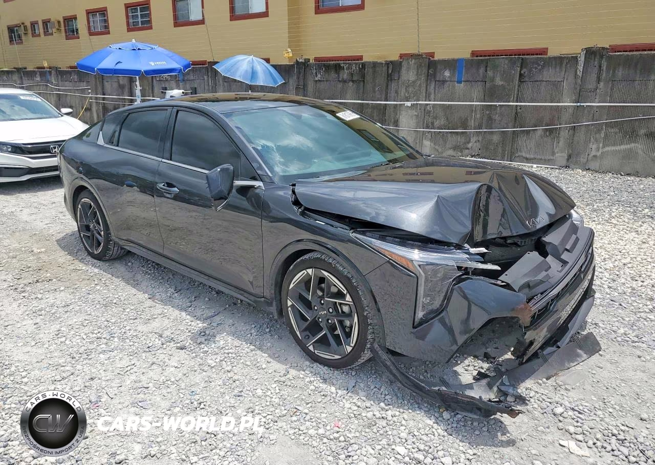 2025 Kia K4 Gt Line VIN:3KPFW4DE4SE224274 - 4