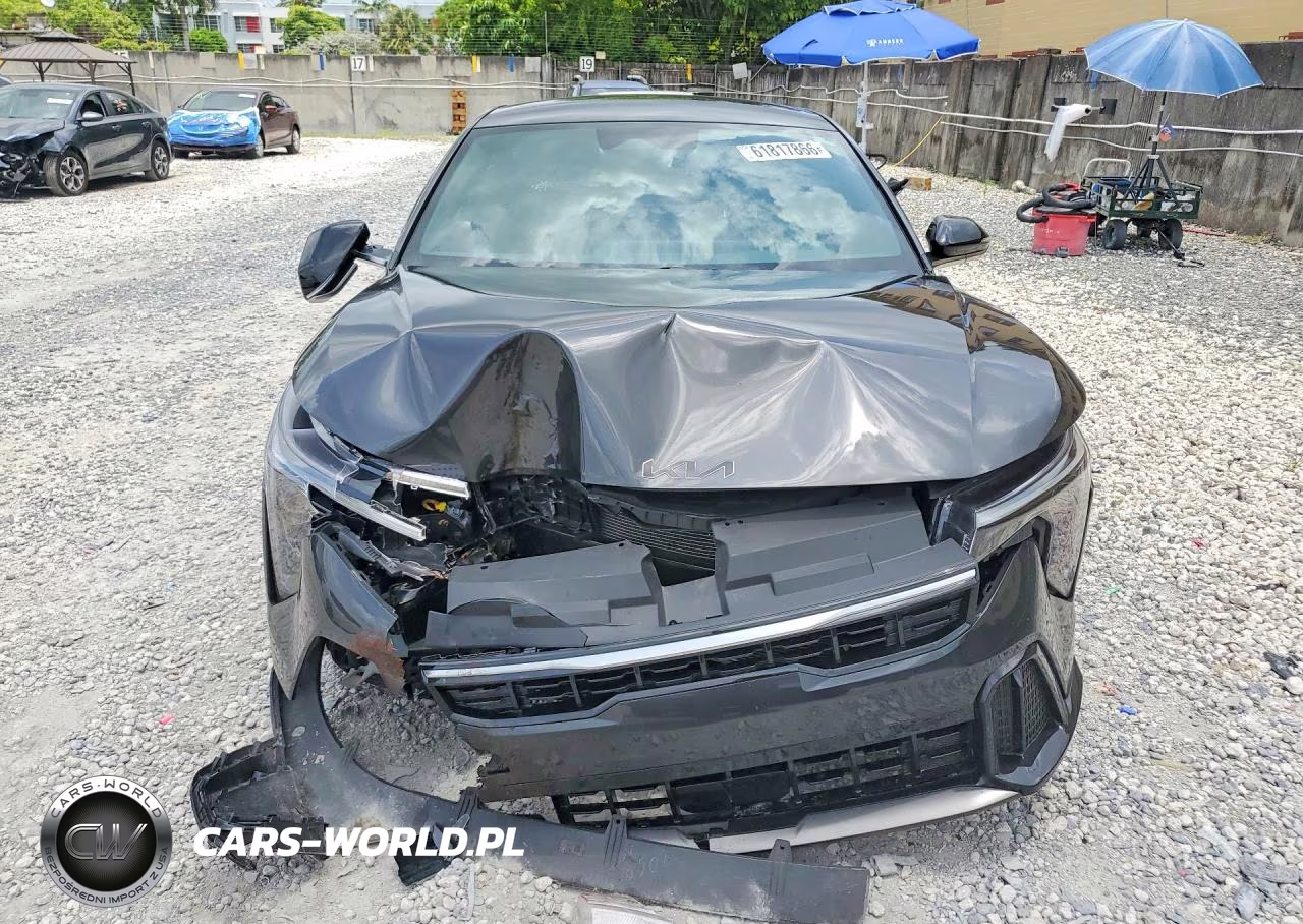 2025 Kia K4 Gt Line VIN:3KPFW4DE4SE224274 - 5