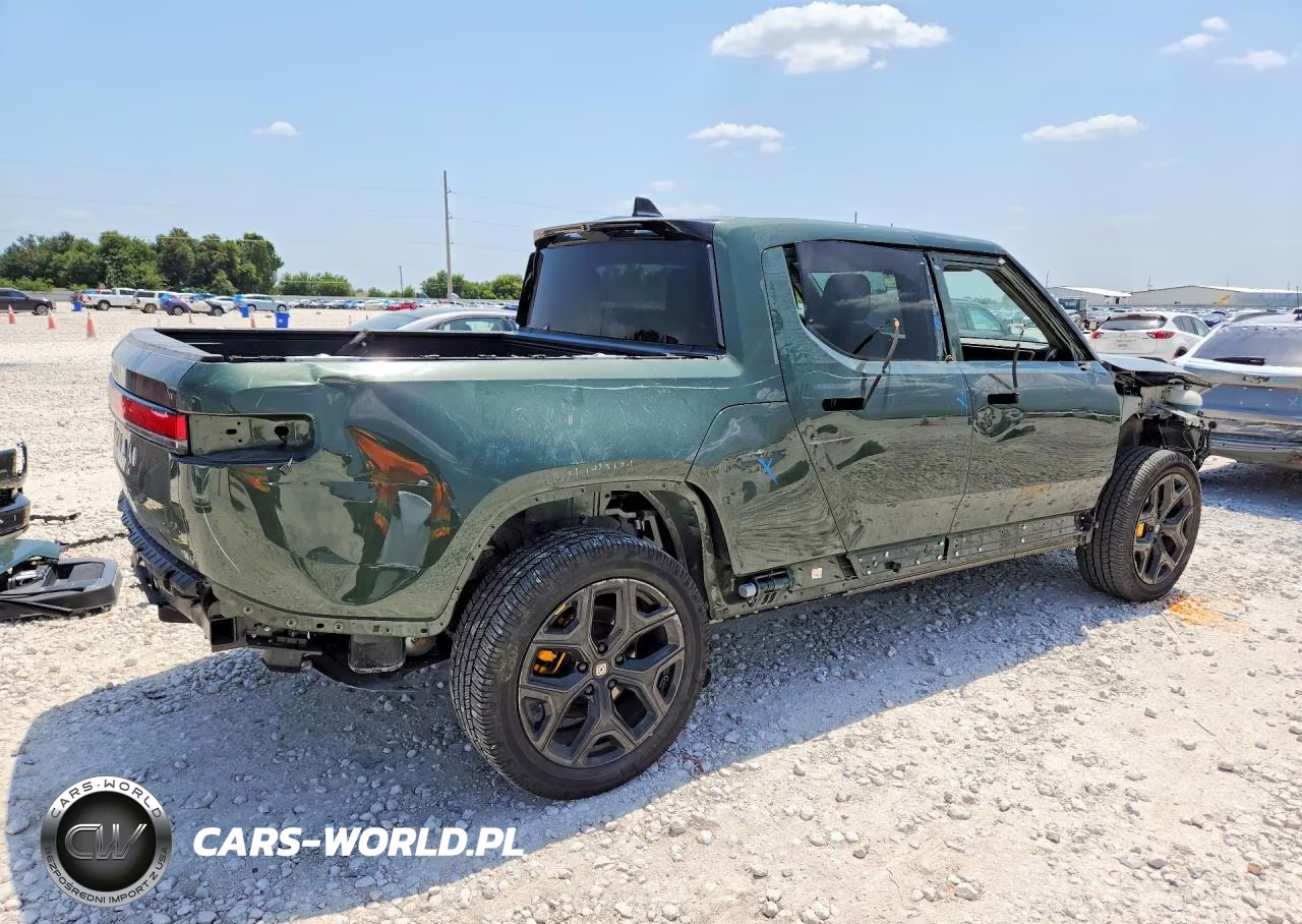 2023 Rivian R1T Adventure VIN:7FCTGAAA8PN000888 - 3