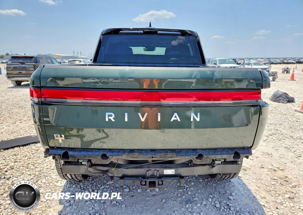 2023 Rivian R1T Adventure VIN:7FCTGAAA8PN000888 - 6