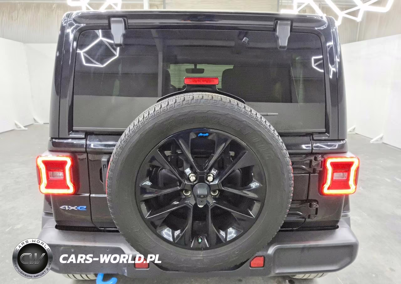 2023 Jeep Wrangler Sahara 4Xe VIN:1C4JJXP65PW557062 - 6
