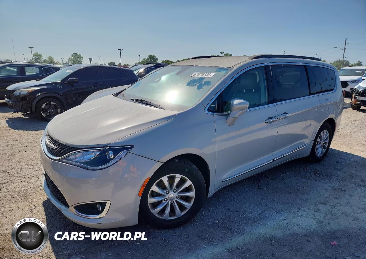2017 Chrysler Pacifica Touring L