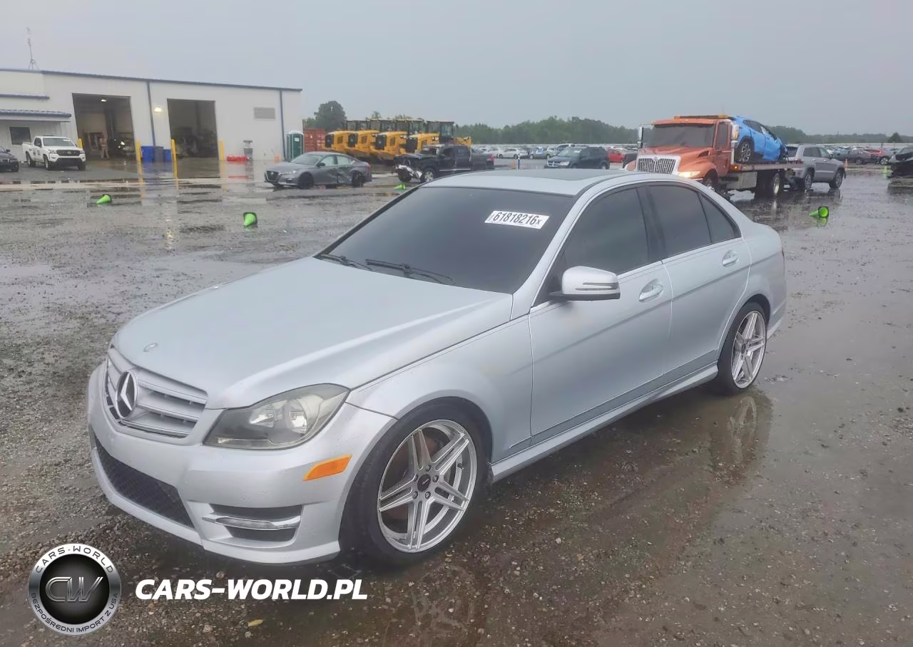 2013 Mercedes-Benz C 300 4Matic – zdjęcie 1 z 12