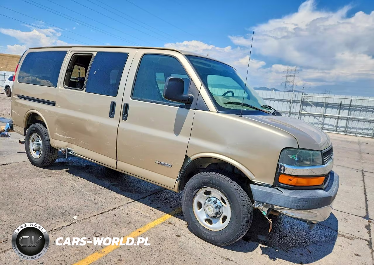 2006 Chevrolet Express G3500 VIN:1GAHG35U661213090 - 4