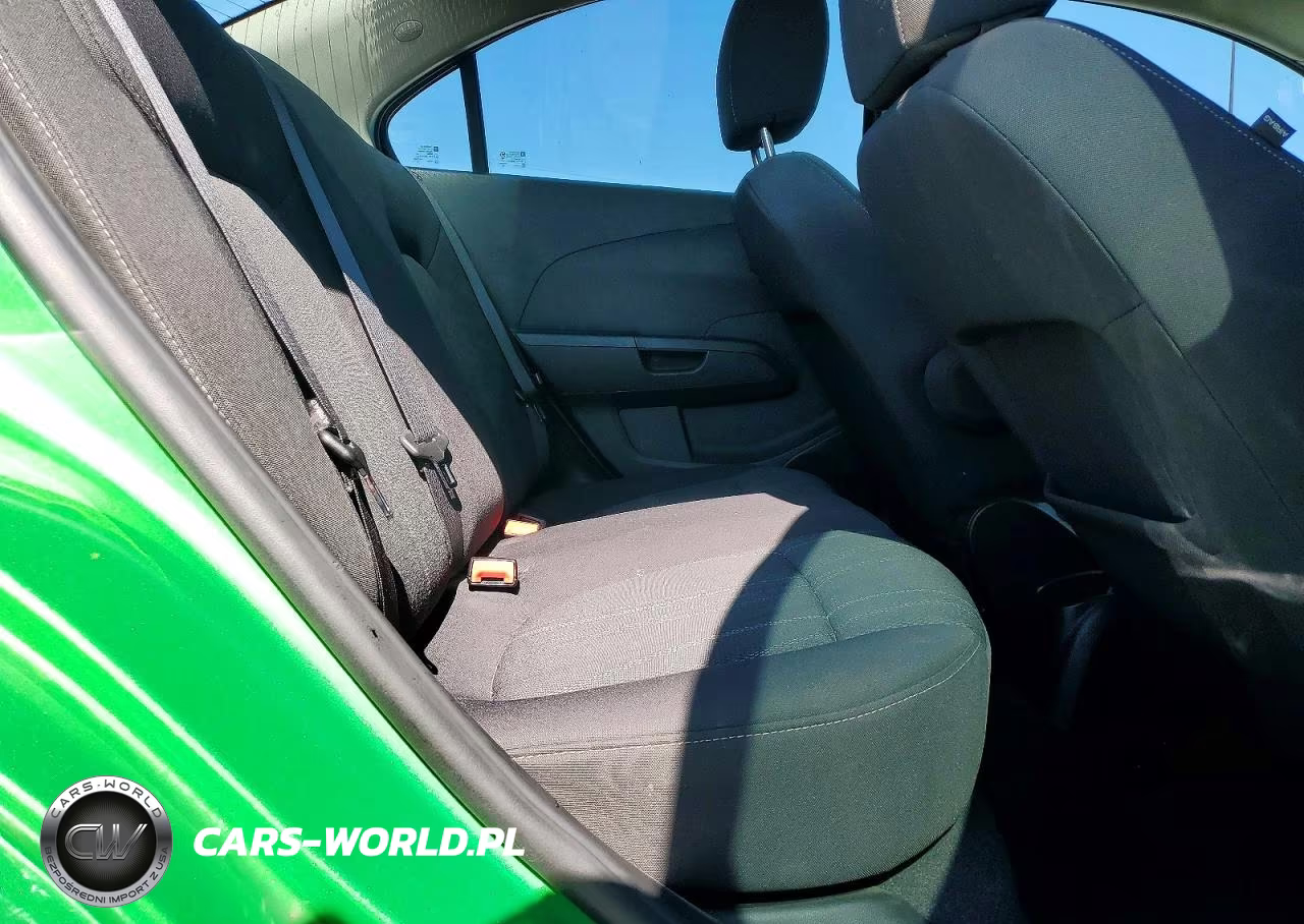 2015 Chevrolet Sonic Lt VIN:1G1JC5SH6F4147106 - 10