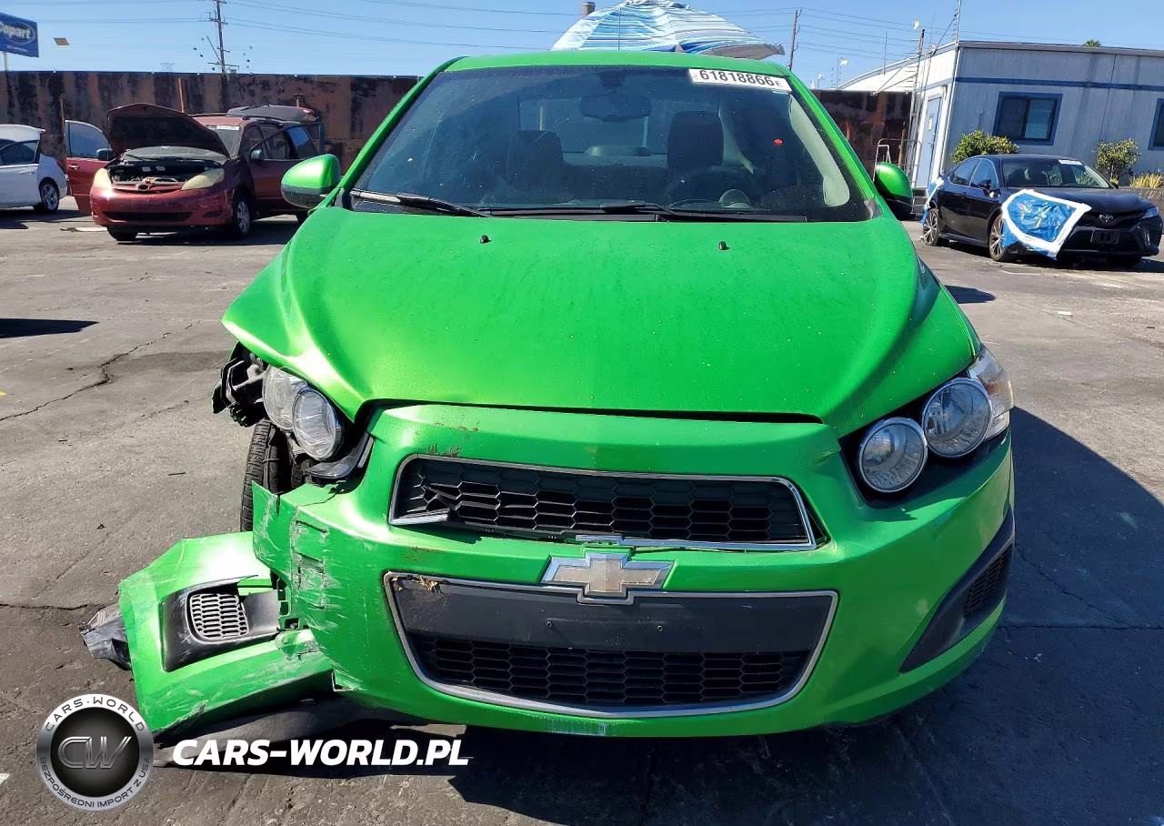 2015 Chevrolet Sonic Lt VIN:1G1JC5SH6F4147106 - 5