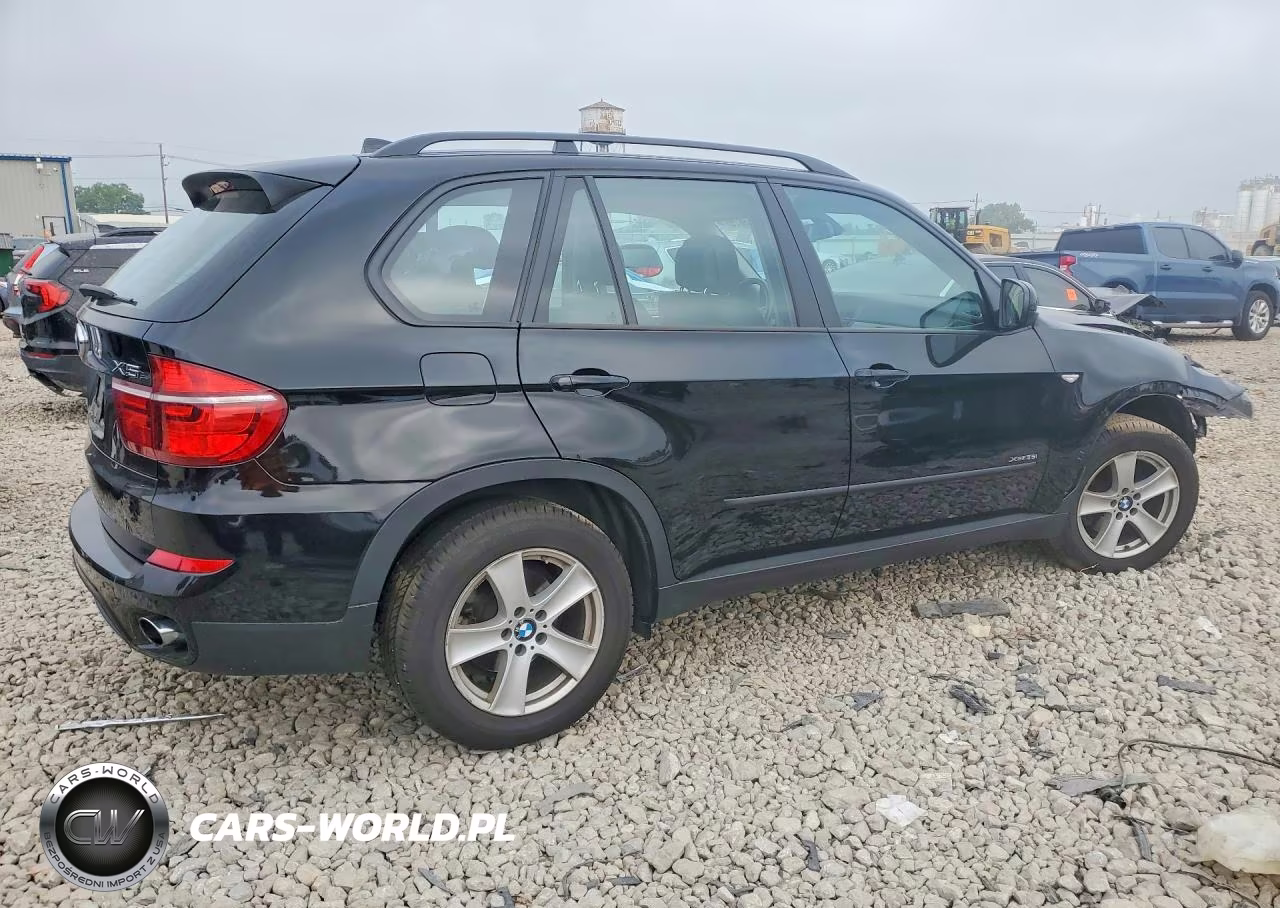 2013 BMW X5 xDrive35I VIN:5UXZV4C55D0G50330 - 3