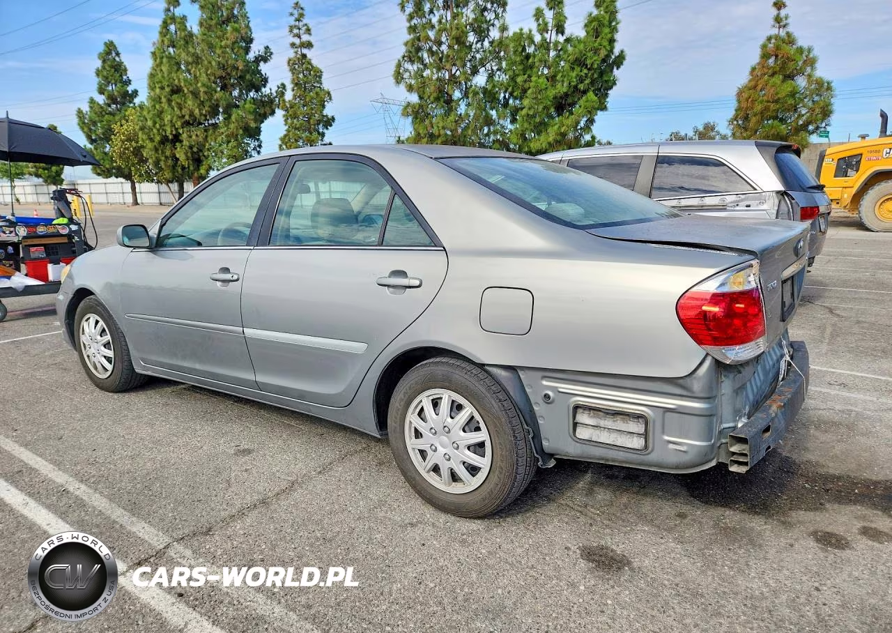 2005 Toyota Camry Le VIN:4T1BE32K05U630199 - 2