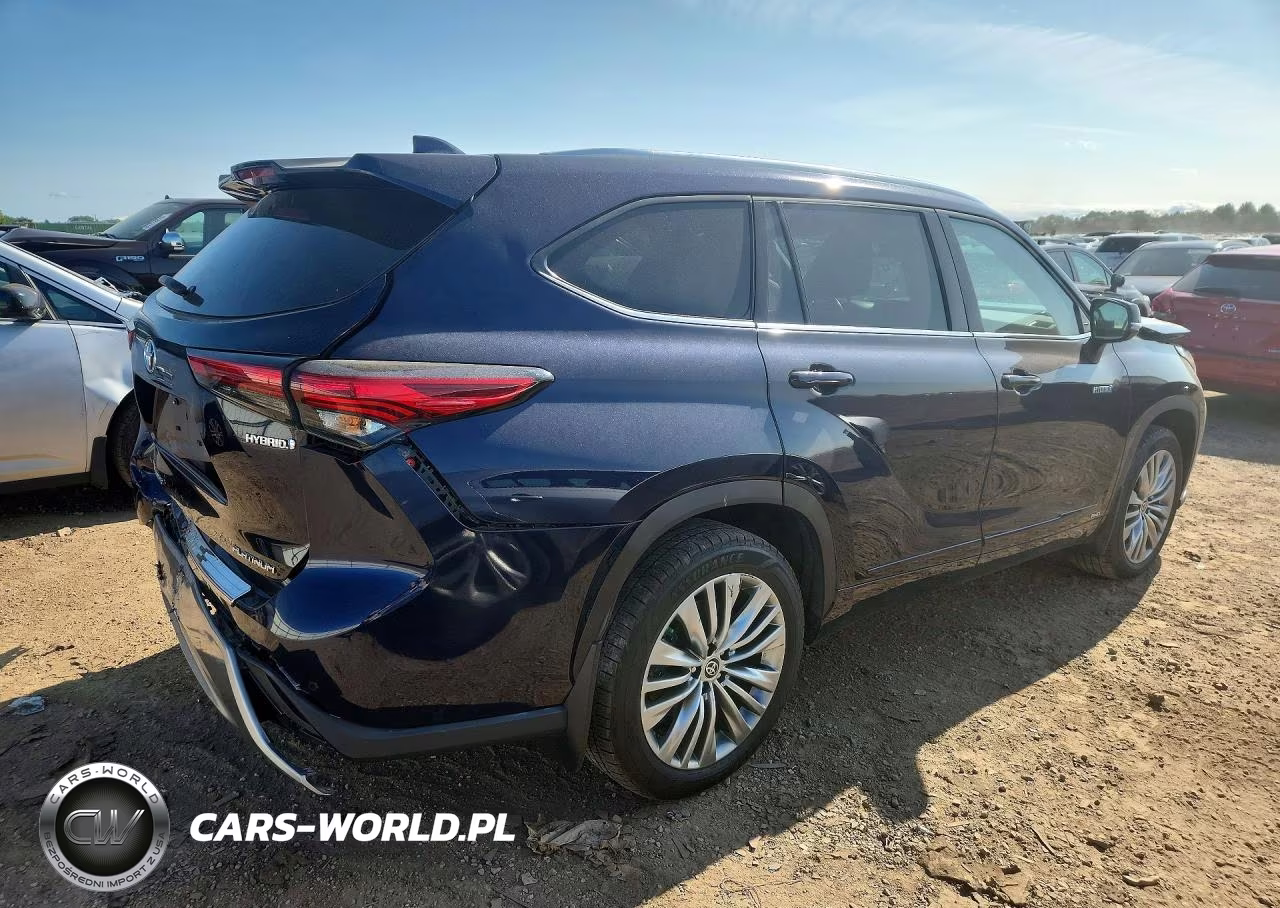 2021 Toyota Highlander Hybrid Platinum VIN:5TDEBRCH1MS046820 - 3