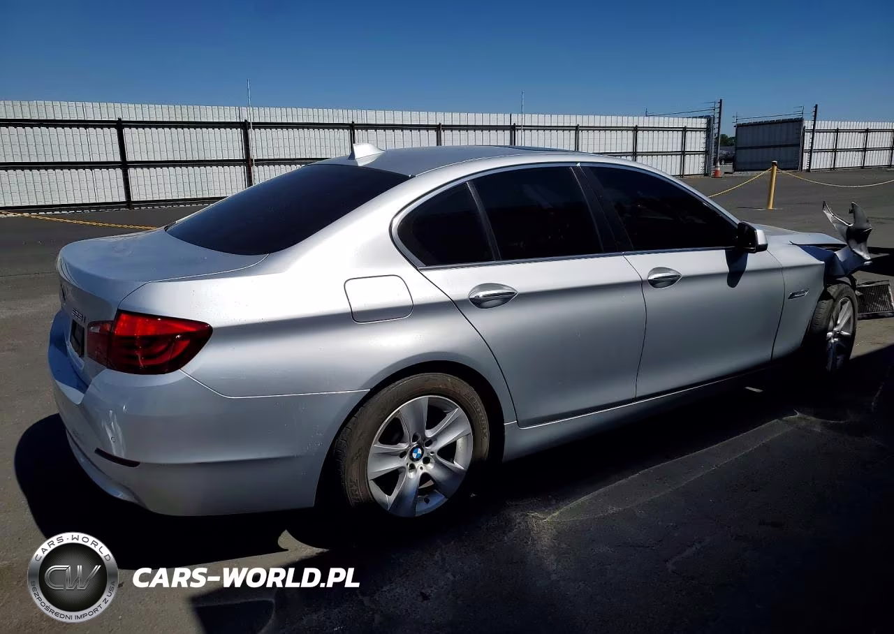 2013 BMW 528 I VIN:WBAXG5C52DD232822 - 3