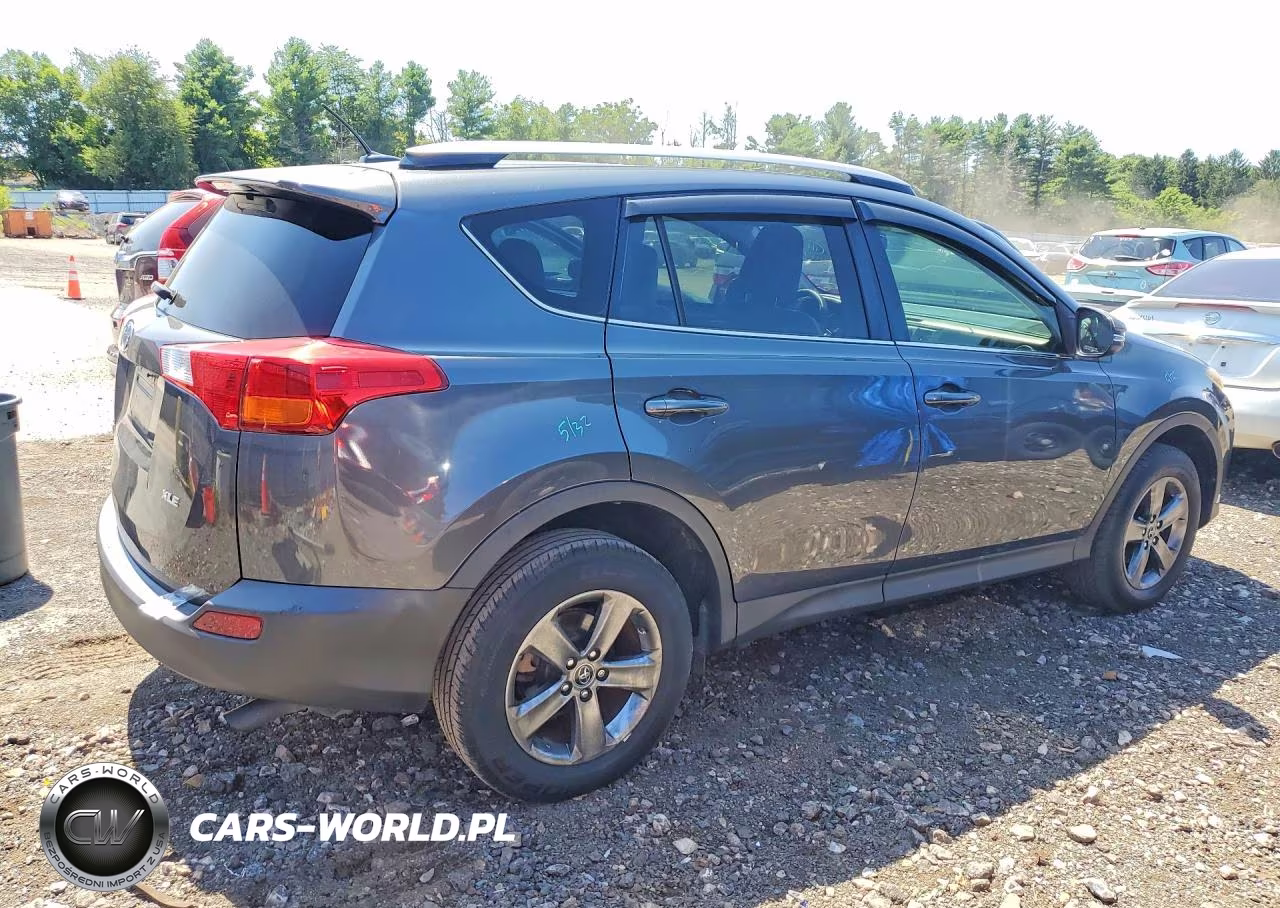 2015 Toyota Rav4 Xle VIN:JTMWFREV7FD069822 - 3