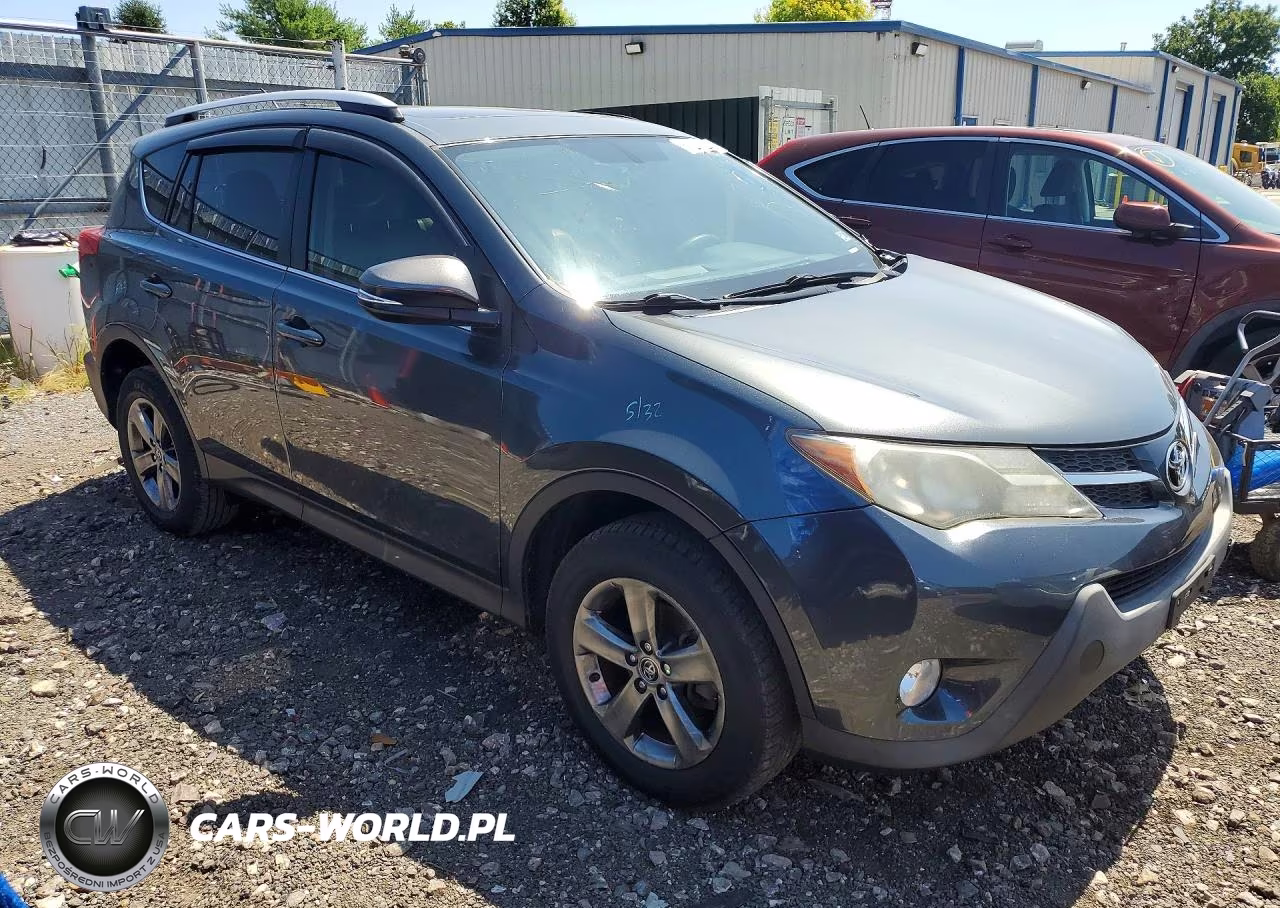 2015 Toyota Rav4 Xle VIN:JTMWFREV7FD069822 - 4