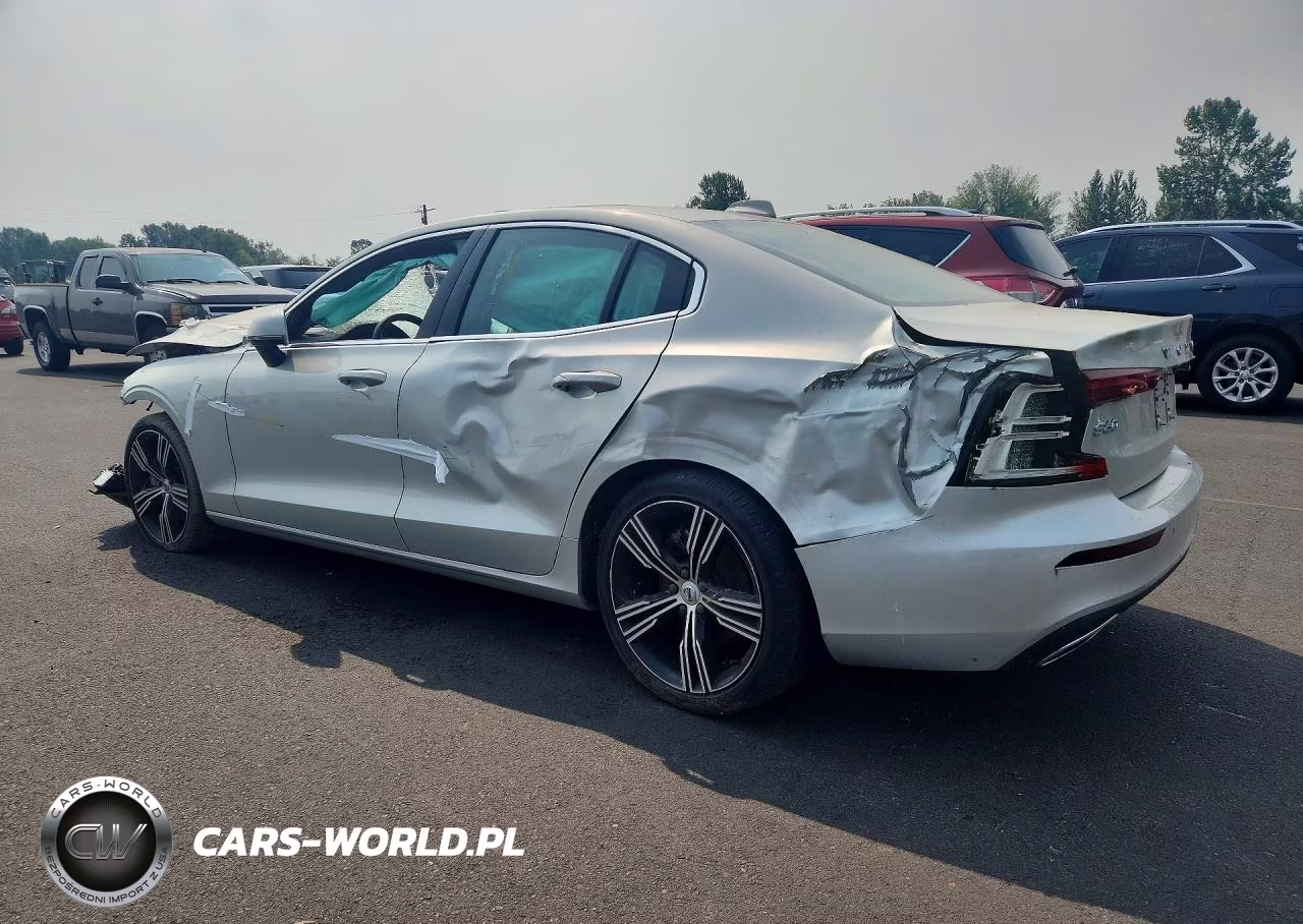 2019 Volvo S60 T5 Inscription VIN:7JR102FL2KG016861 - 2