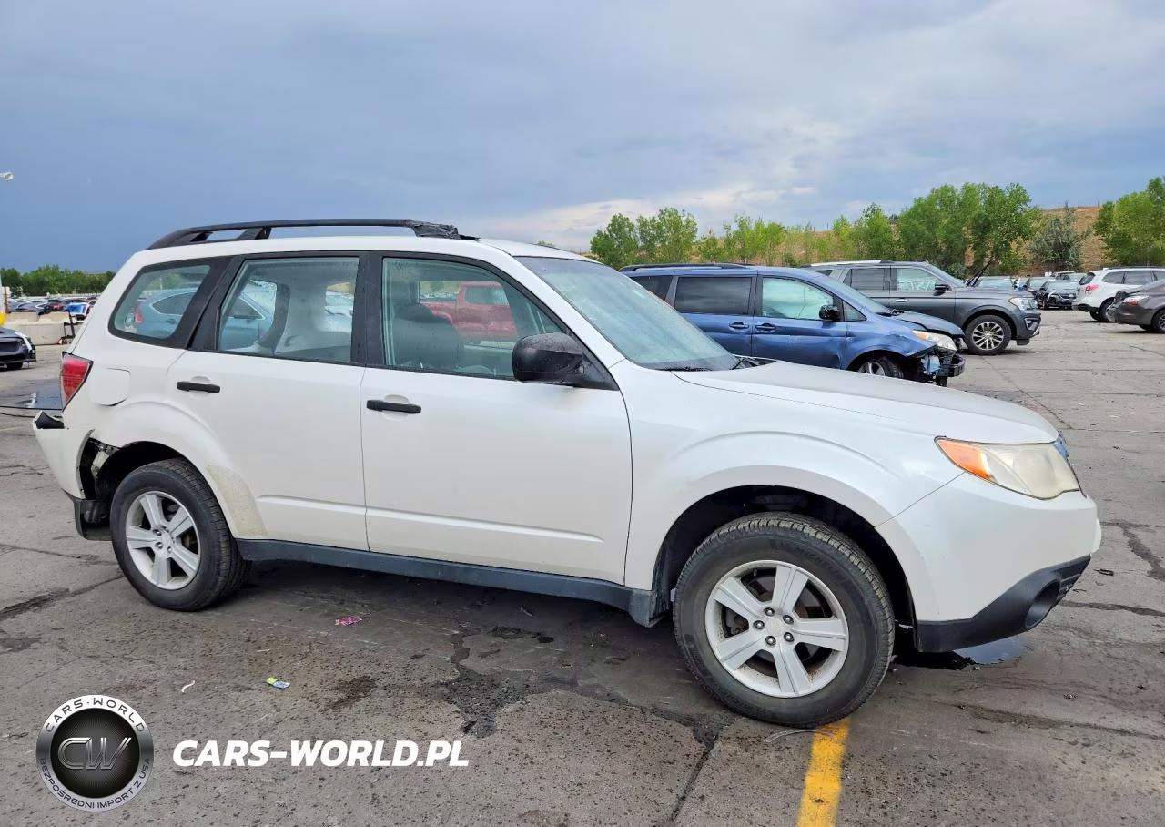 2010 Subaru Forester Xs VIN:JF2SH6BC7AH914438 - 4