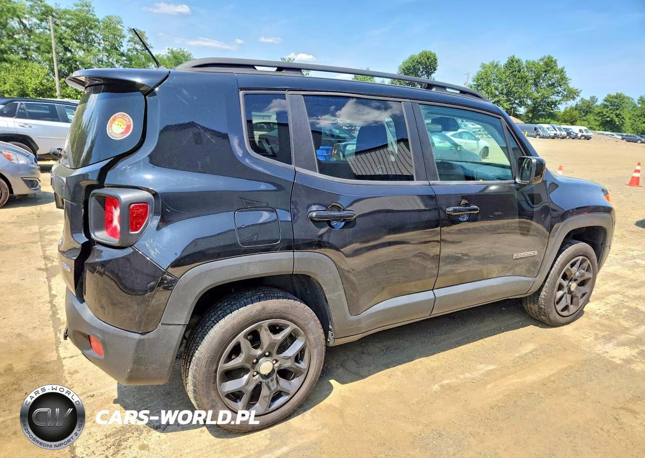 2017 Jeep Renegade Latitude VIN:ZACCJBBB6HPE62623 - 3