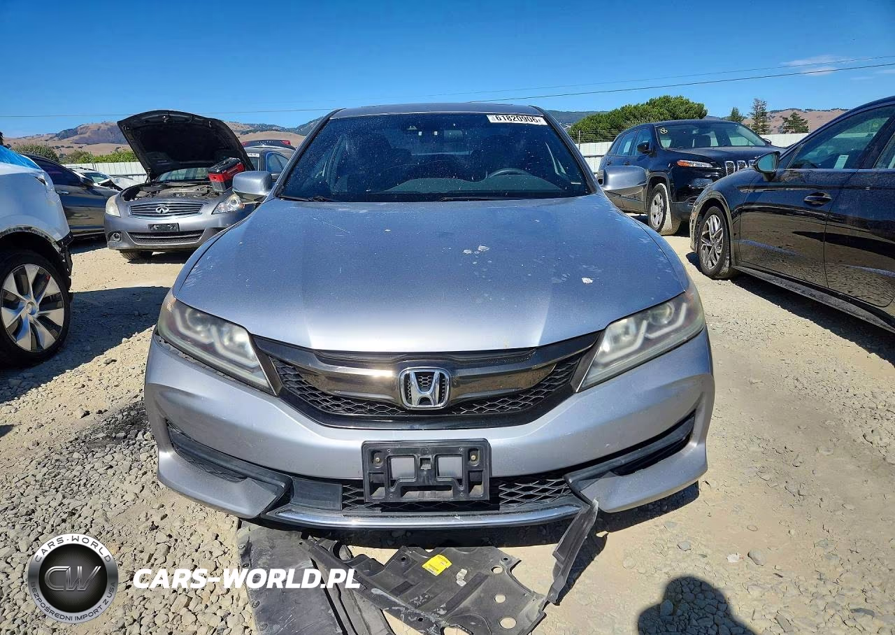 2017 Honda Accord Ex VIN:1HGCT1B51HA001068 - 5